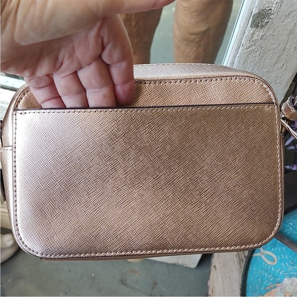 ♠️ KATE SPADE ♠️ Rose Gold Small Crossbody - Picture 3 of 7
